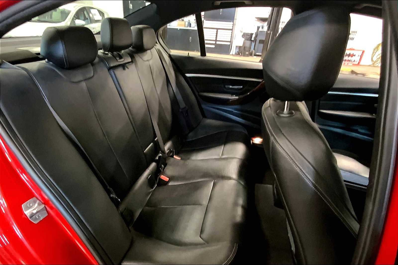 Used 2016 BMW 328i xDrive Sedan image 19