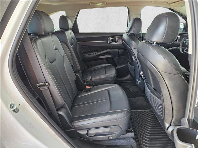Used 2023 Kia Sorento SX image 20