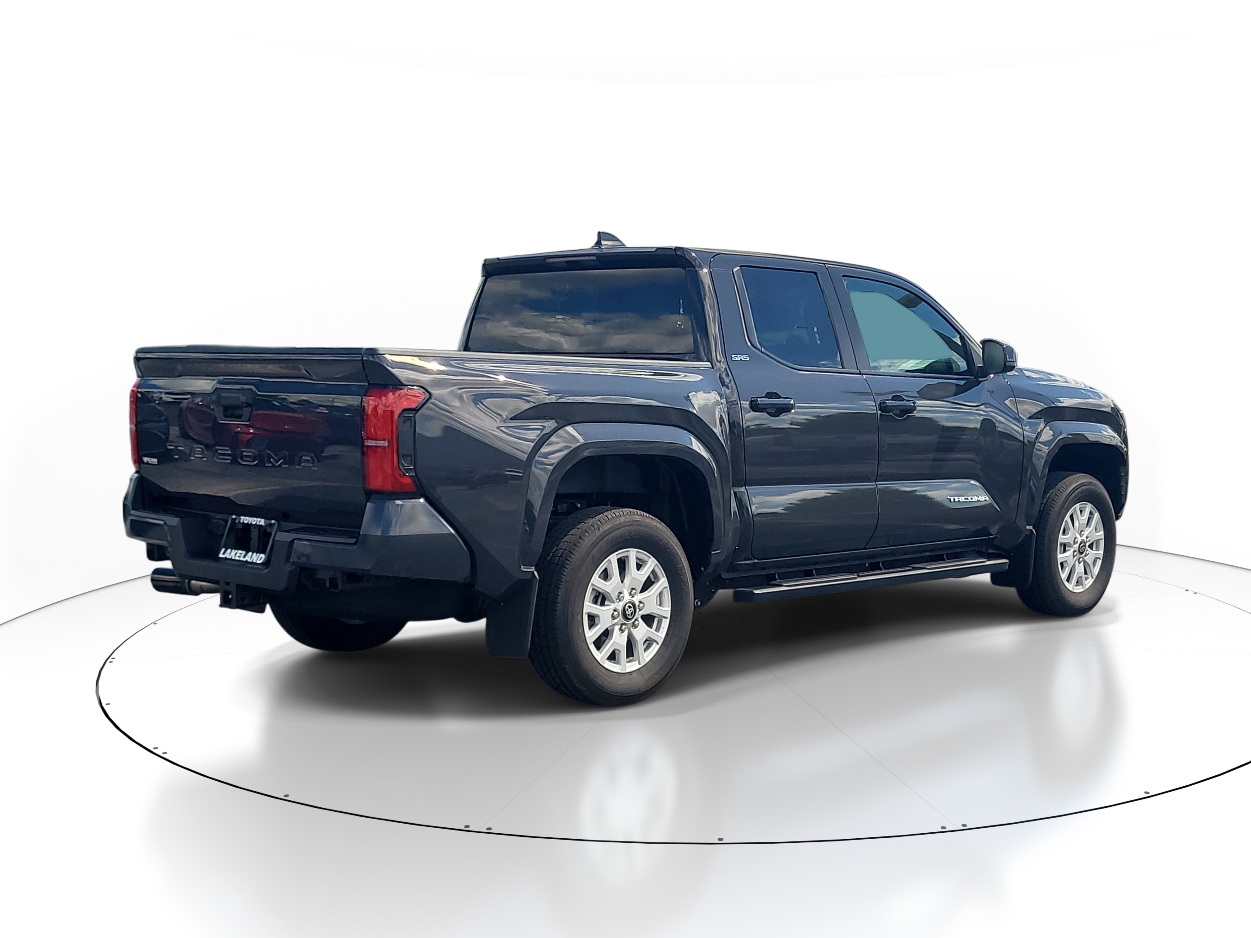 Used 2025 Toyota Tacoma SR5 RWD image 7