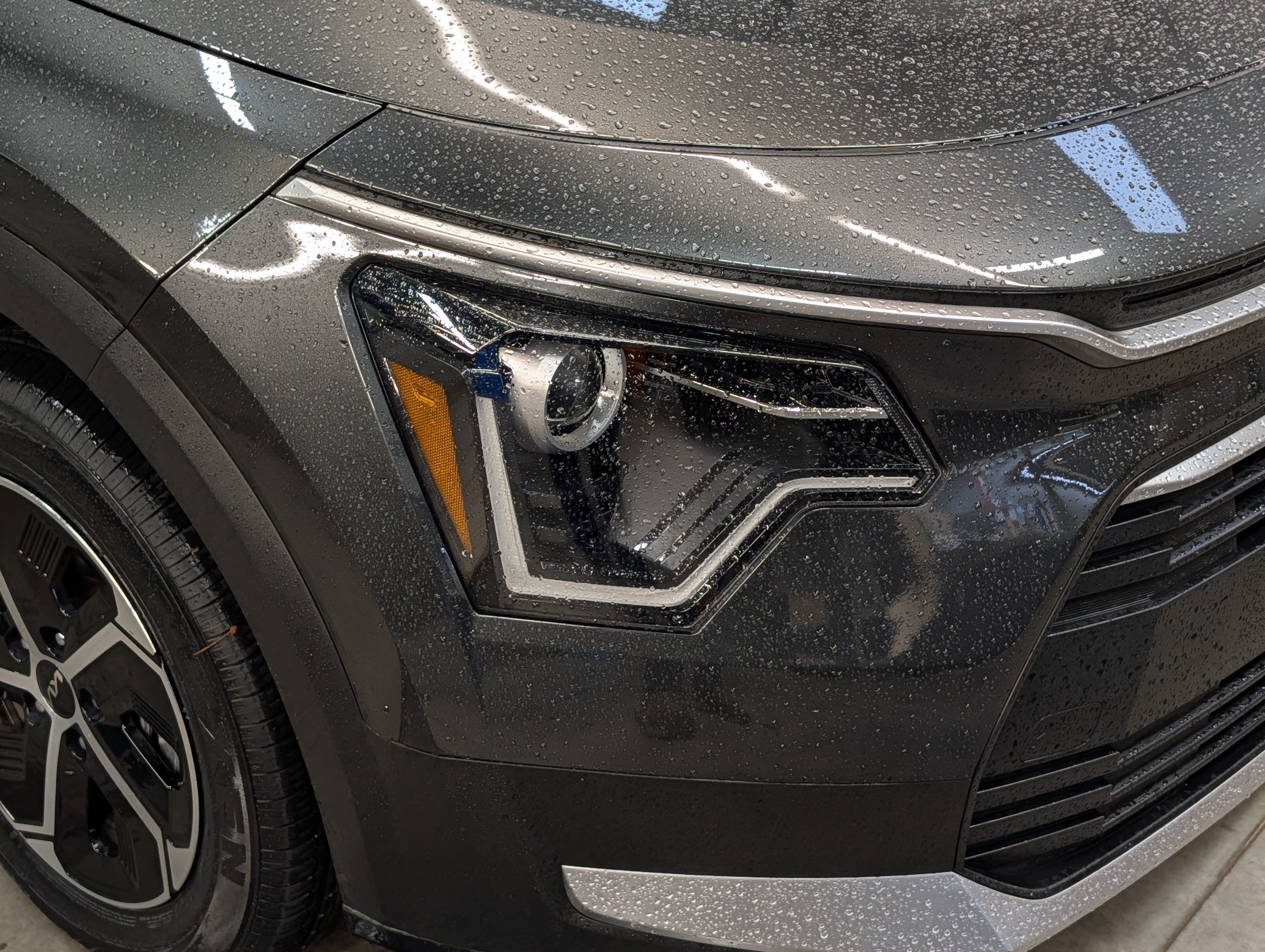 Certified 2026 Kia Niro LX FWD image 16