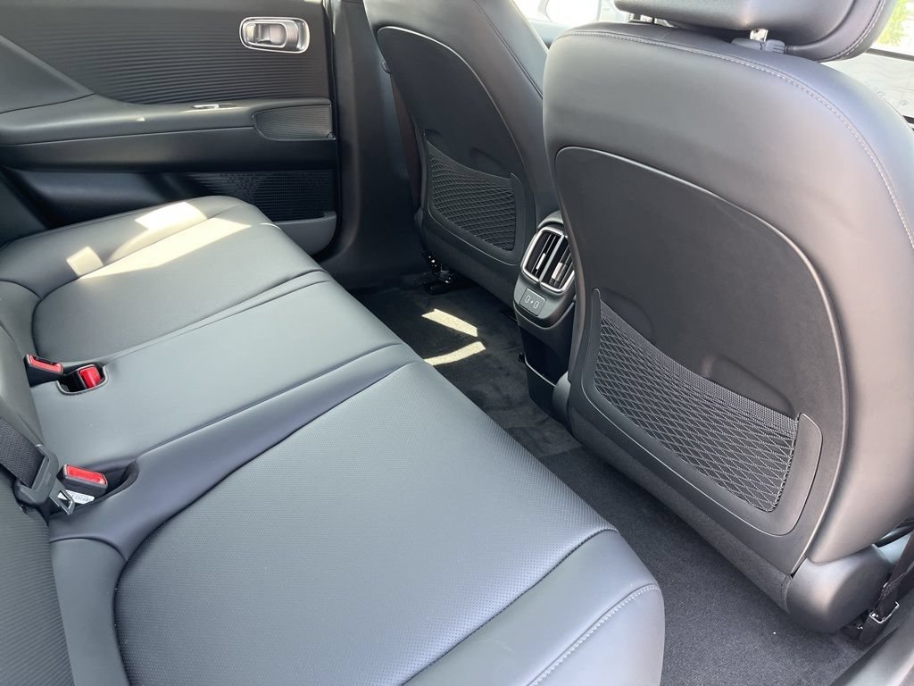 New 2024 Hyundai Ioniq 6 SEL AWD/4WD image 13