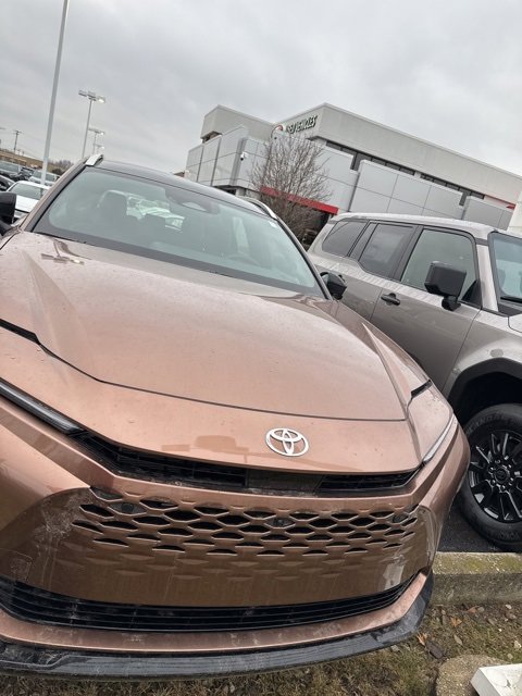 New 2025 Toyota Crown Signia image 8