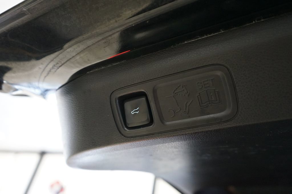 Used 2018 Ford Expedition Limited image 52