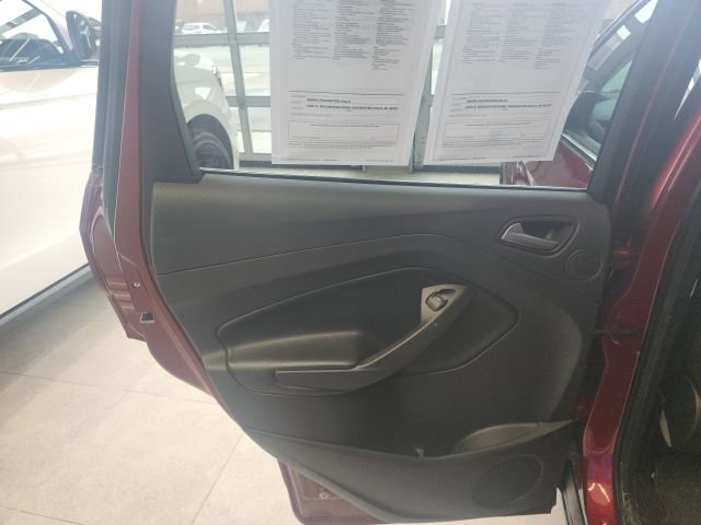 Used 2014 Ford Escape SE w/ Equipment Group 201A image 16