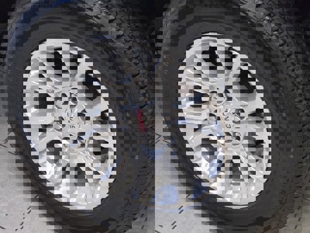 Used 2019 GMC Yukon XL SLT image 15