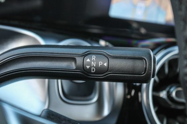 New 2025 Mercedes-Benz EQB 300 4MATIC image 24