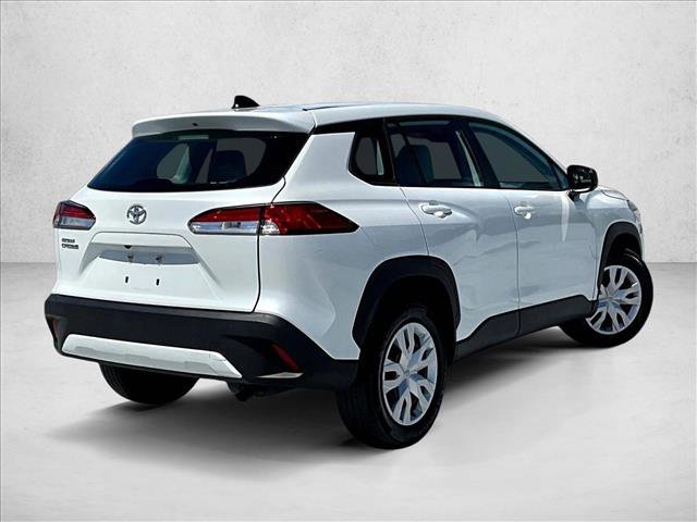 Used 2023 Toyota Corolla Cross L image 2