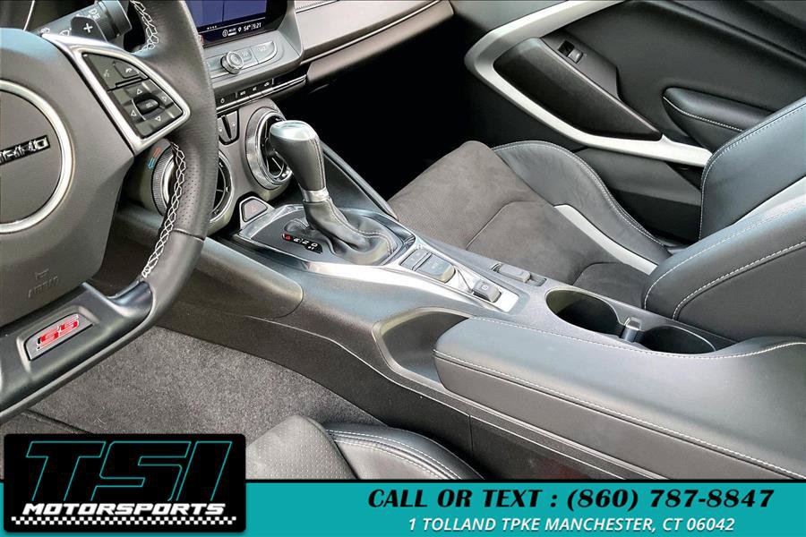 Used 2021 Chevrolet Camaro SS RWD image 15