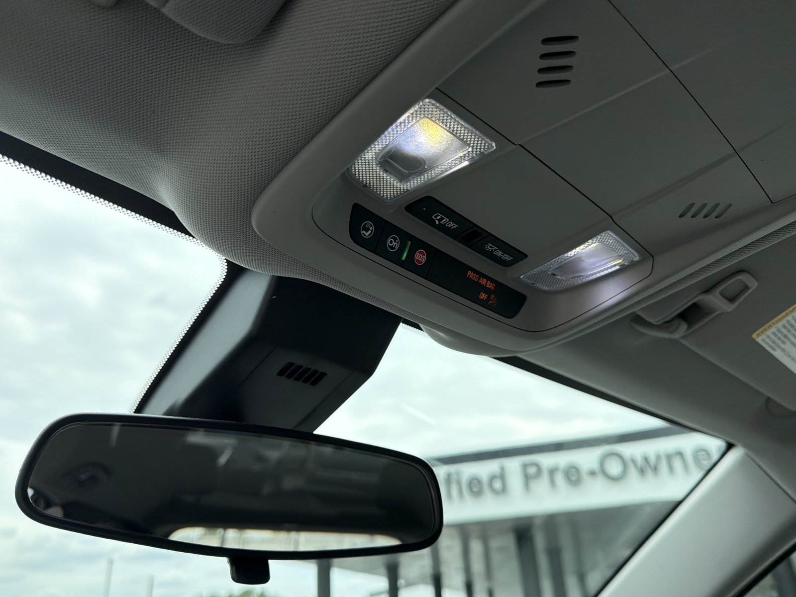 Used 2020 Chevrolet Equinox LS FWD image 8