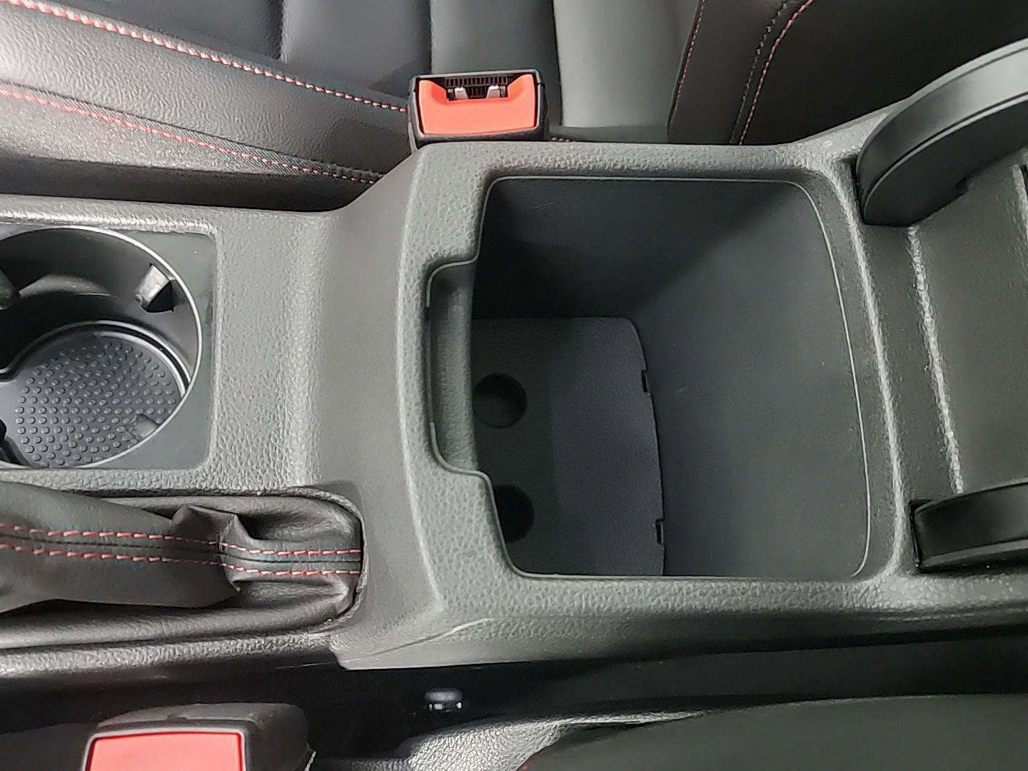 Used 2020 Volkswagen GTI Autobahn image 34