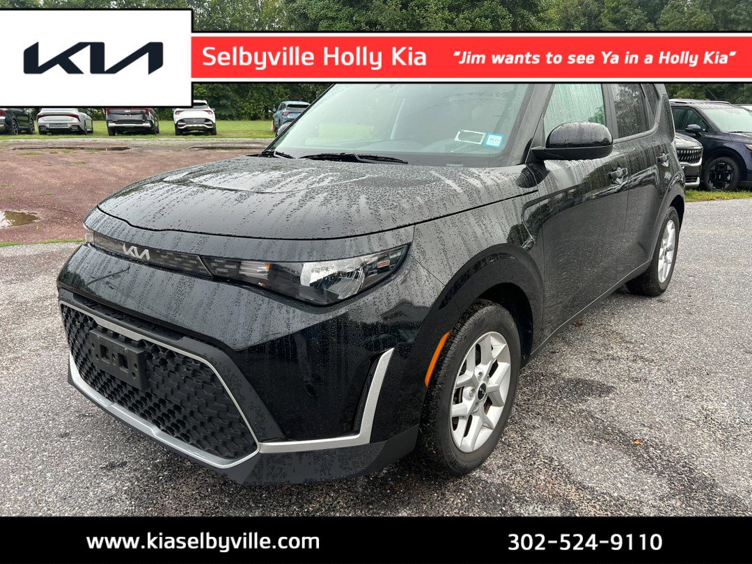 Certified 2023 Kia Soul LX w/ LX Technology Package
