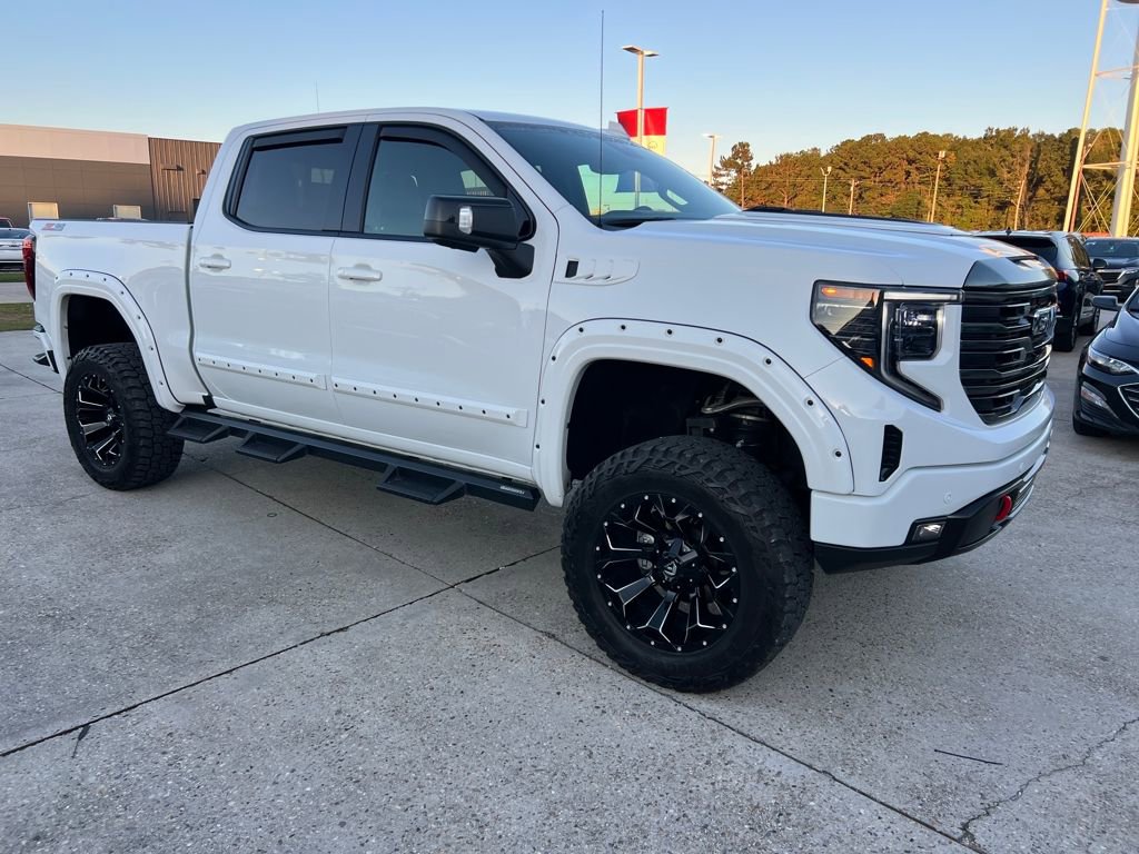 Certified 2023 GMC Sierra 1500 AT4 w/ AT4 Premium Package image 9