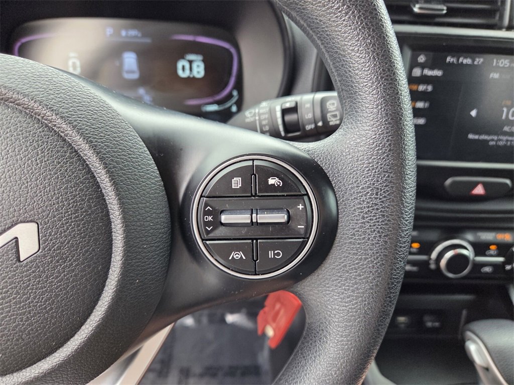 Used 2023 Kia Soul LX w/ LX Technology Package image 29