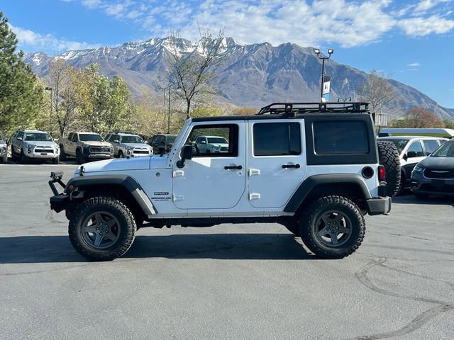 Used 2016 Jeep Wrangler Unlimited Sport w/ Connectivity Group AWD/4WD image 7