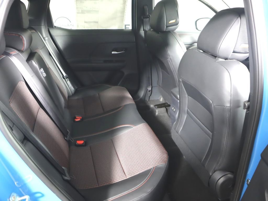 New 2026 Nissan Kicks SR w/ SR Premium Package image 27
