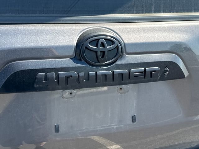 Certified 2021 Toyota 4Runner TRD Off-Road Premium w/ Moonroof Package AWD/4WD image 17