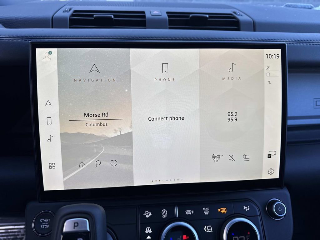 New 2026 Land Rover Defender 110 V8 image 21