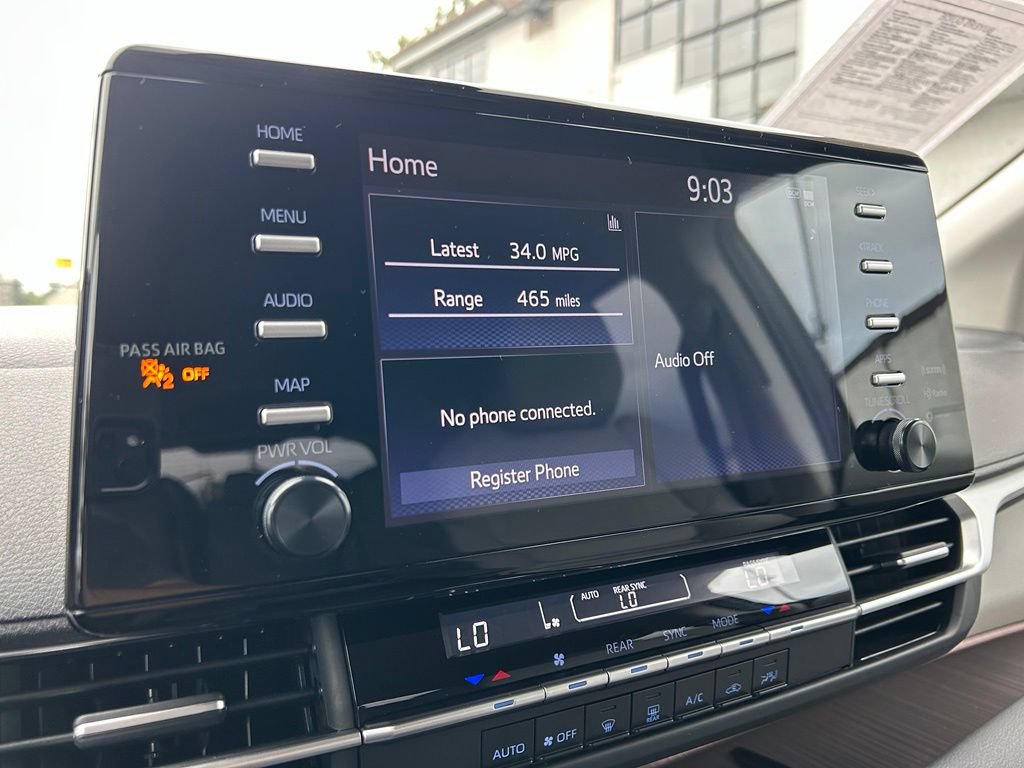 Certified 2024 Toyota Sienna LE AWD/4WD image 24