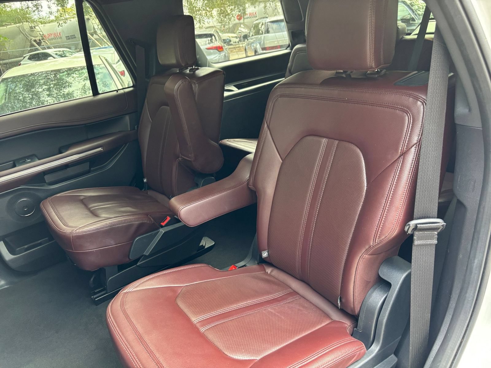 Used 2024 Ford Expedition Limited RWD image 41