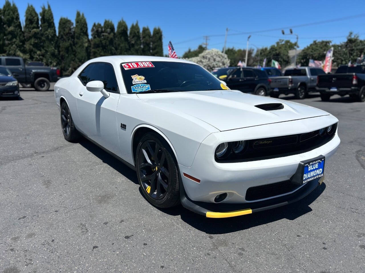 Used 2019 Dodge Challenger R/T w/ Driver Convenience Group RWD image 1
