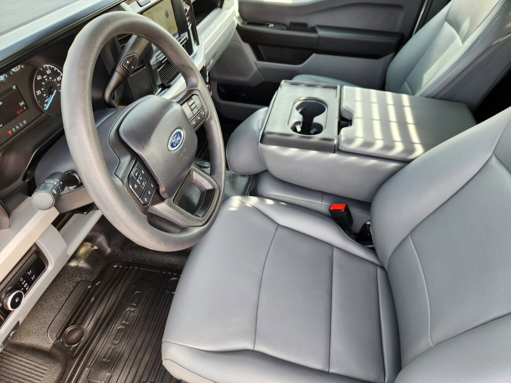 Used 2024 Ford F250 XL w/ XL Chrome Package image 8
