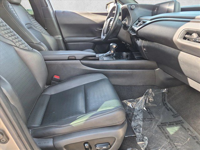 Used 2019 Lexus UX 200 w/ Accessory Package 2 FWD image 24
