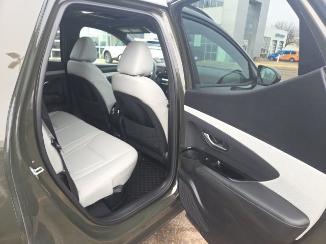 Used 2025 Hyundai Santa Cruz Limited image 46