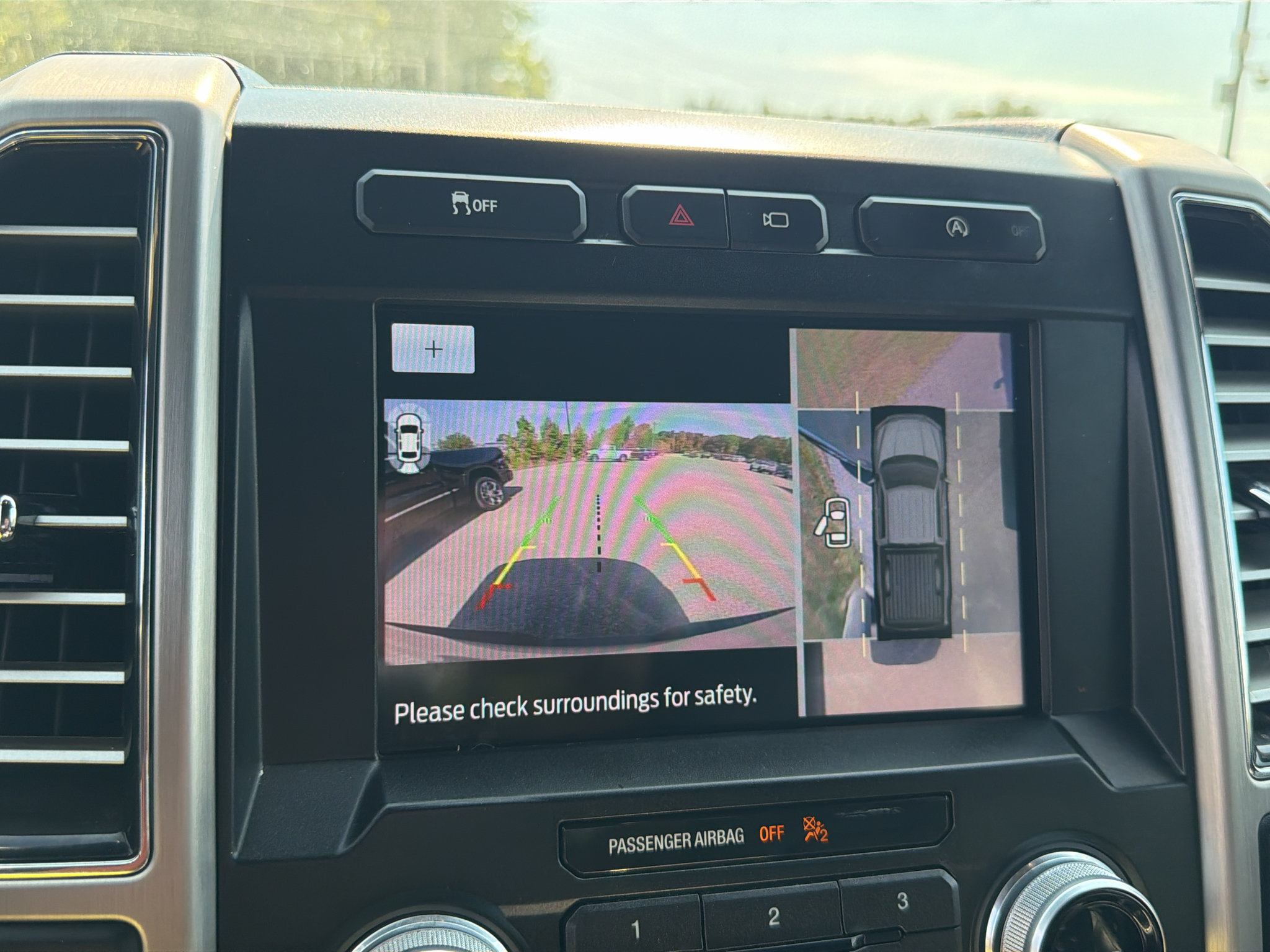Used 2019 Ford F150 Platinum w/ Equipment Group 701A Luxury RWD image 17