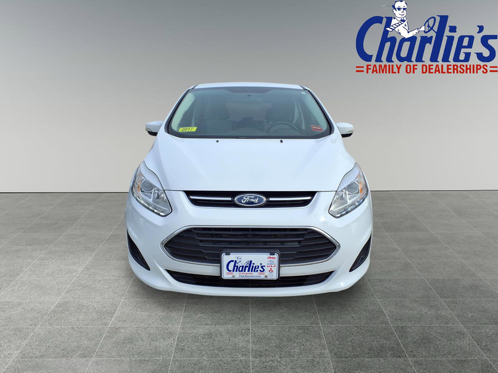 Used 2017 Ford C-MAX Energi SE w/ Cold Weather Package image 2