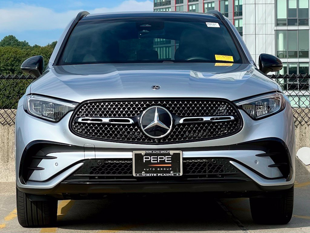 Certified 2026 Mercedes-Benz GLC 300 4MATIC image 3