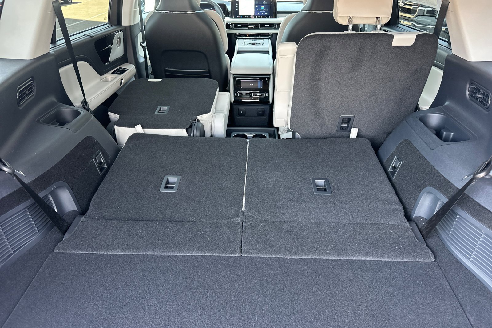 New 2025 Lincoln Aviator Reserve w/ Luxury Package image 15