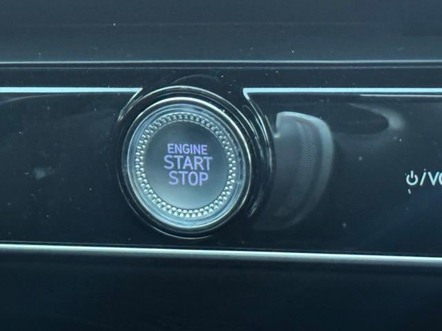 Used 2026 Genesis GV70 2.5T Select image 30