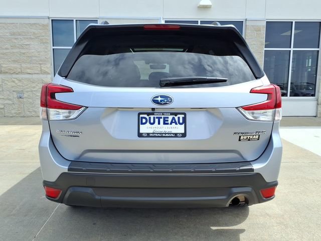 Used 2020 Subaru Forester Premium image 5
