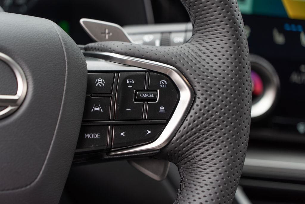 New 2026 Lexus TX 500h AWD image 29