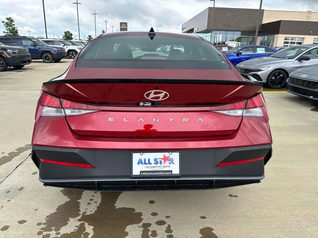 New 2026 Hyundai Elantra Sport FWD image 8
