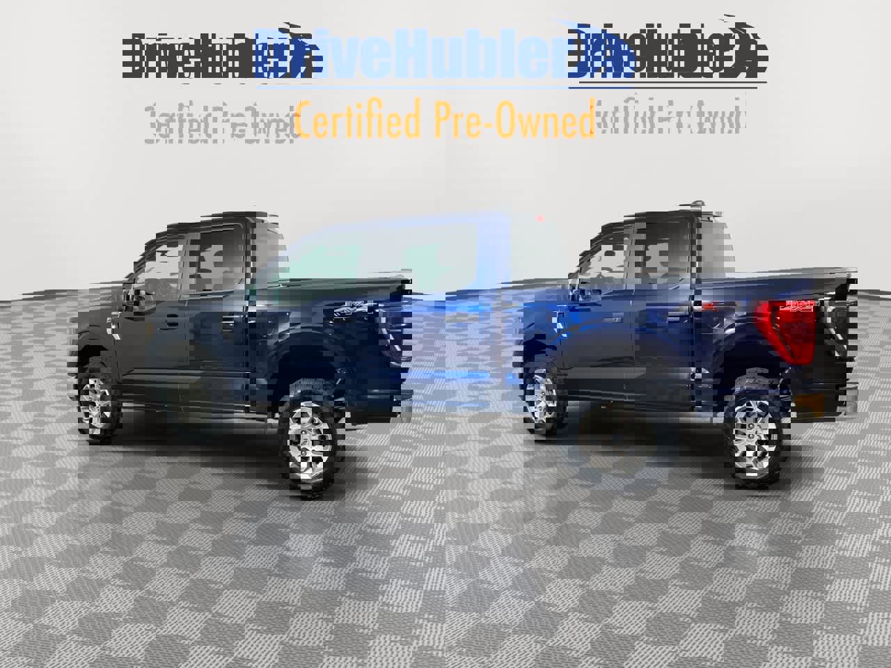 Used 2023 Ford F150 XLT image 4