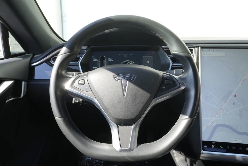 Used 2017 Tesla Model S 75 RWD image 38