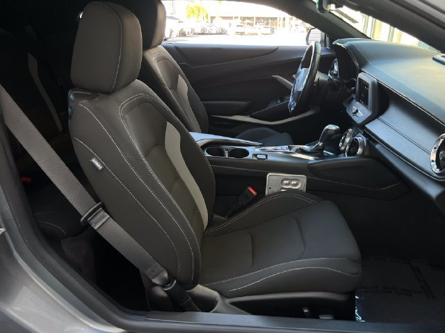 Used 2021 Chevrolet Camaro LT RWD image 34