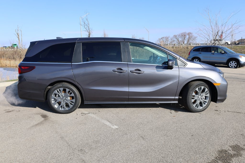 New 2027 Honda Odyssey Touring image 7