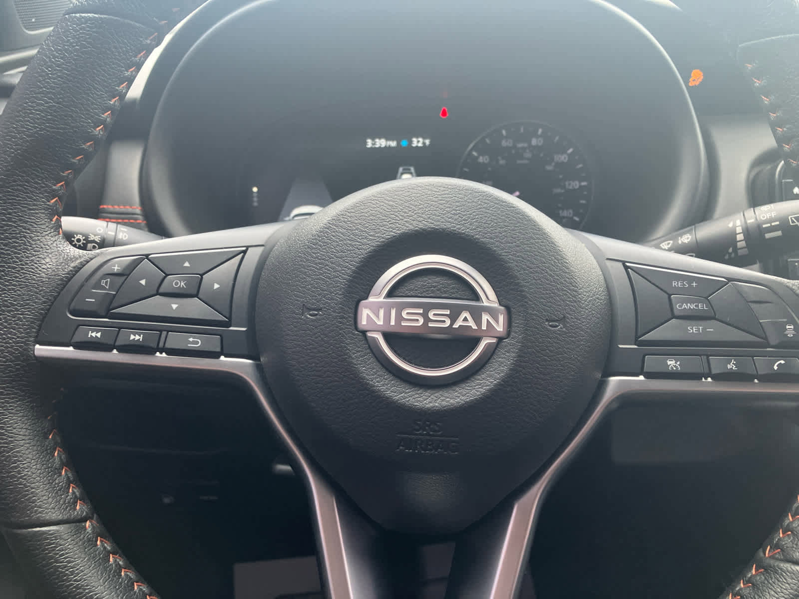 Used 2024 Nissan Kicks SR image 14