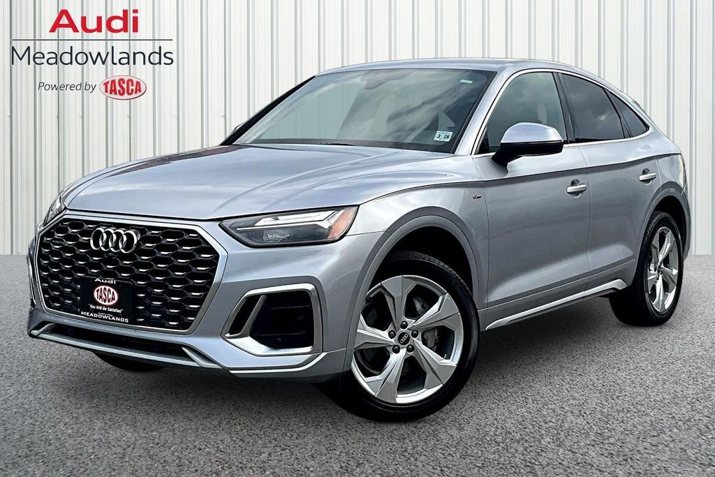 Used 2023 Audi Q5 2.0T Premium w/ Convenience Package image 1