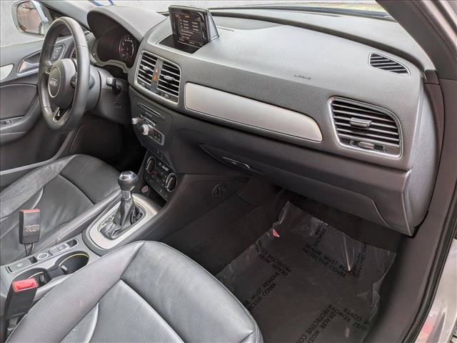 Used 2018 Audi Q3 2.0T Premium Plus w/ Premium Plus Package FWD image 21