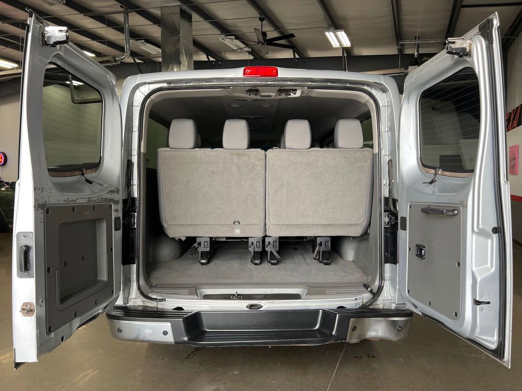 Used 2017 Nissan NV 3500 SV image 35