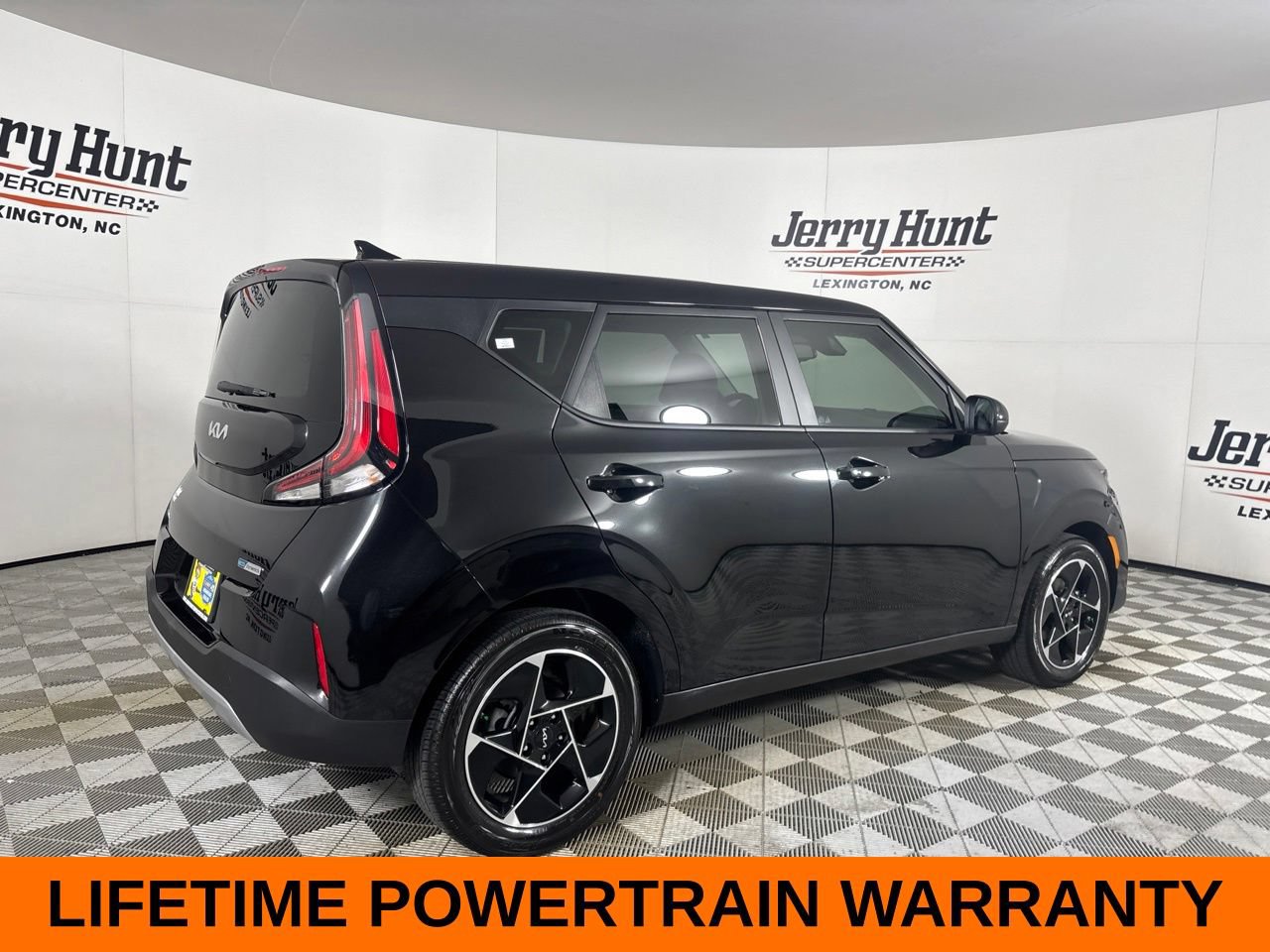 Used 2025 Kia Soul EX FWD image 6