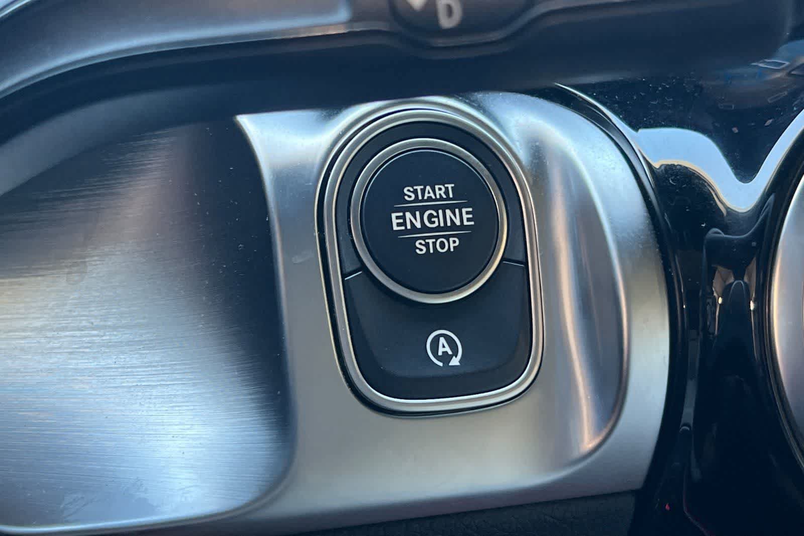 Used 2026 Mercedes-Benz GLB 250 4MATIC image 23