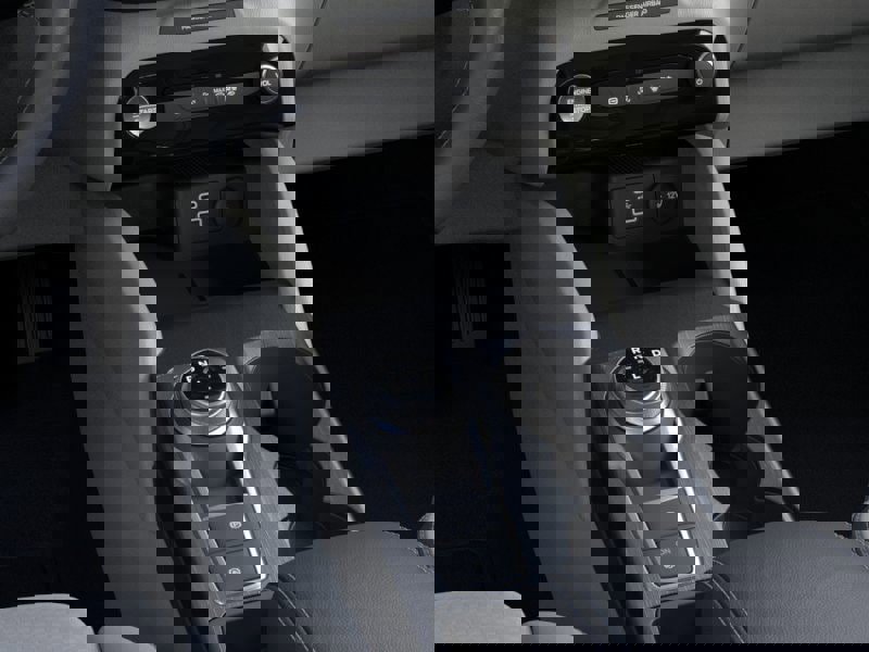 New 2026 Ford Escape SE image 15