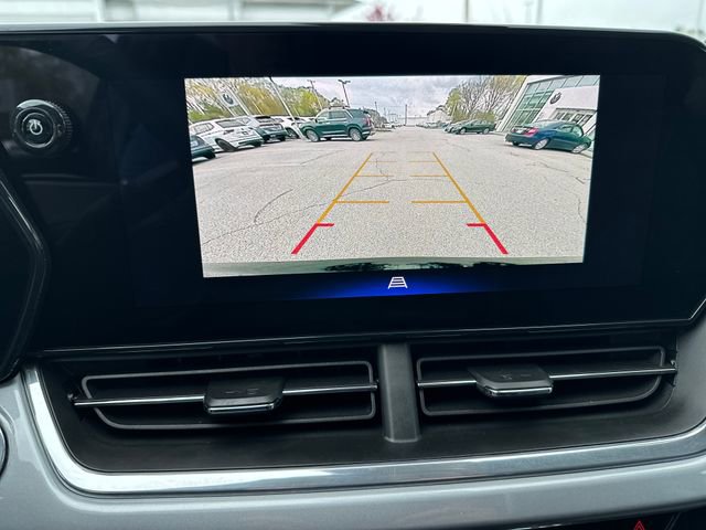 Used 2024 Chevrolet Trax LT w/ Driver Confidence Package FWD image 27