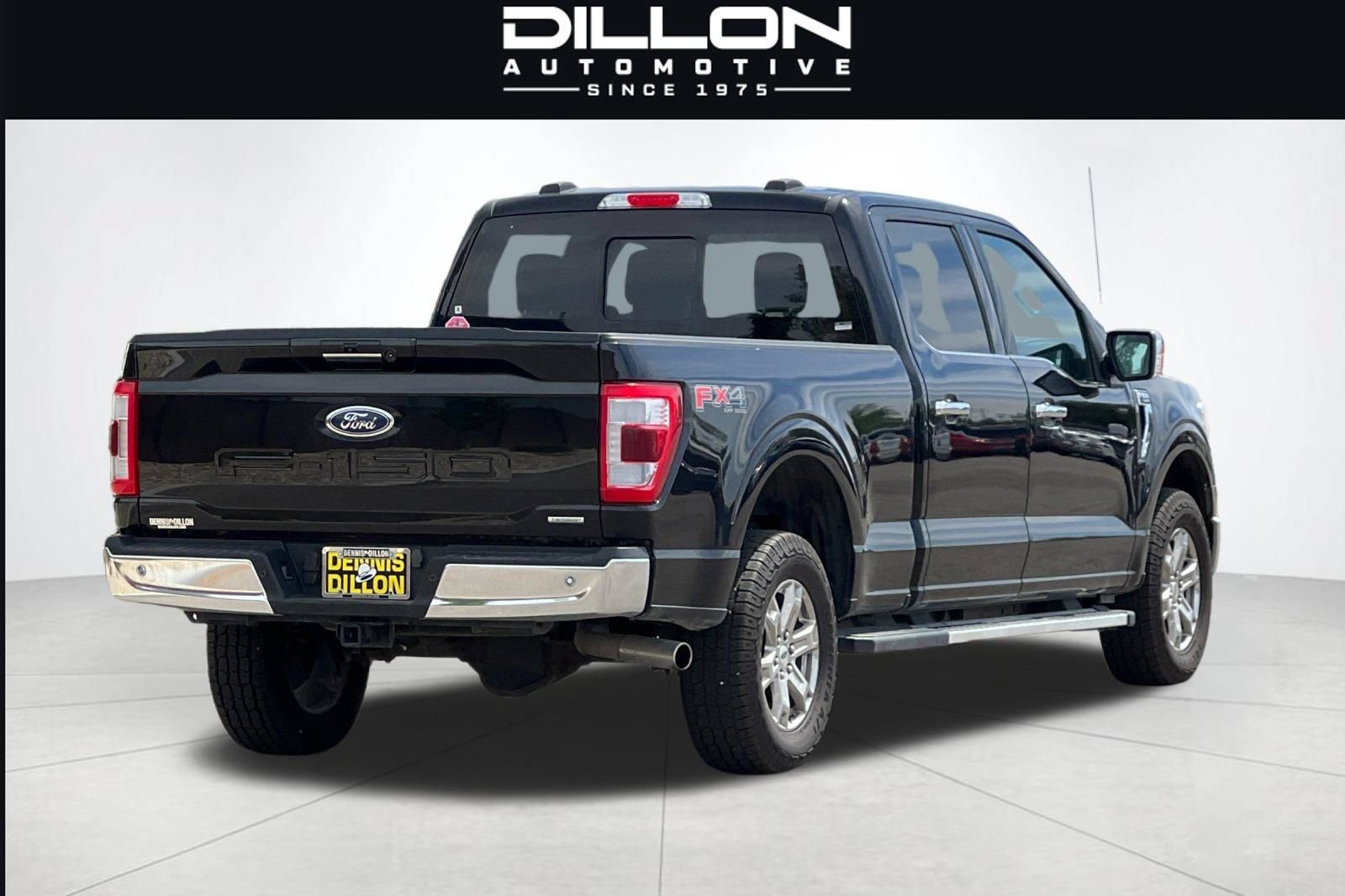 Used 2023 Ford F150 Lariat w/ FX4 Off-Road Package AWD/4WD image 4
