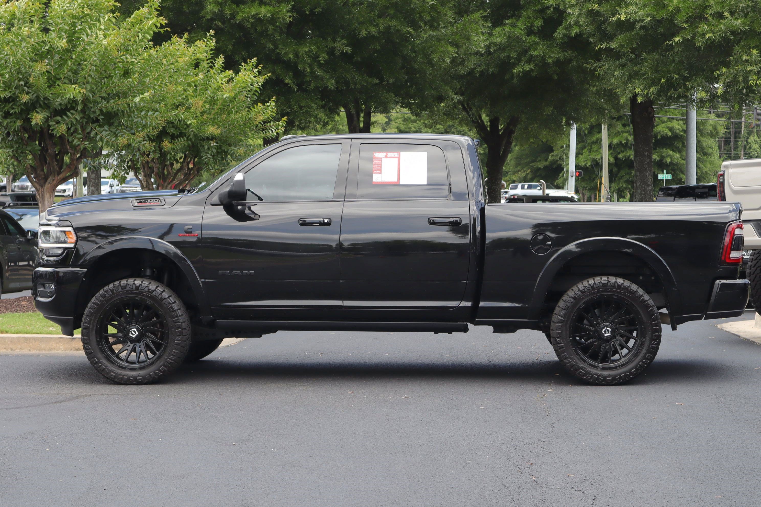 Used 2022 RAM 2500 Laramie AWD/4WD image 5