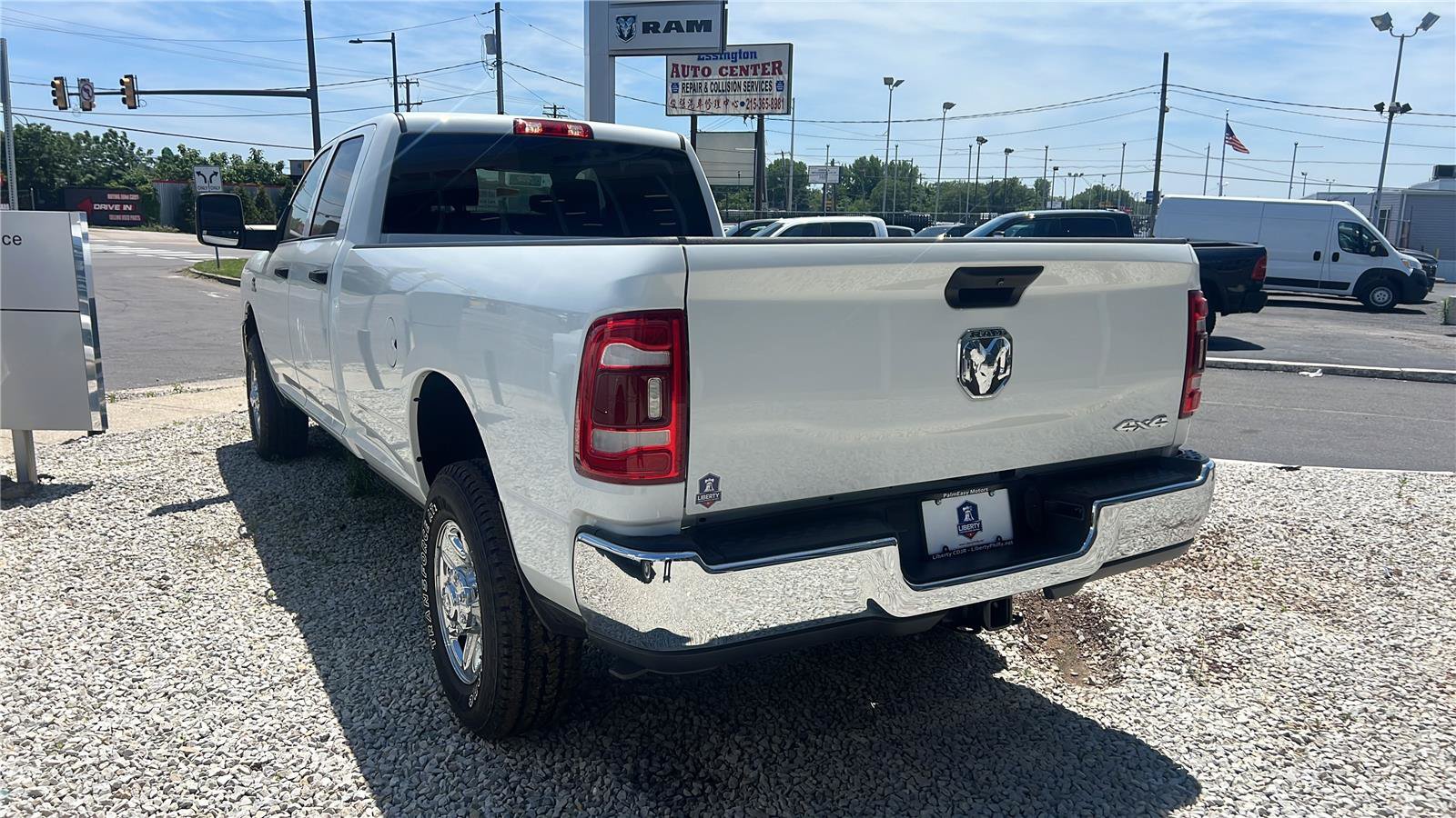 Certified 2024 RAM 2500 Tradesman w/ Chrome Appearance Group AWD/4WD image 6